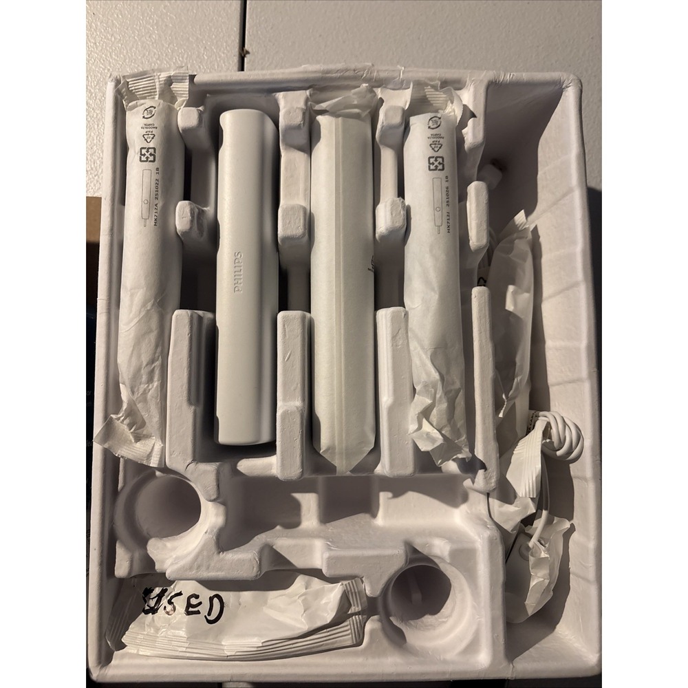 Philips Sonicare Advanced Clean Electric Toothbrush 2 Pack White HX712A - Picture 2 of 2